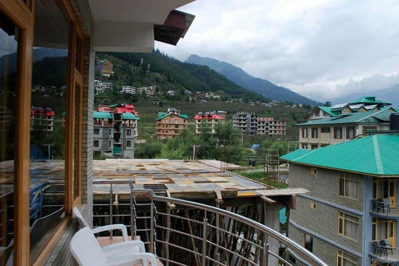 Hotel Uday Himalaya Manāli Eksteriør billede