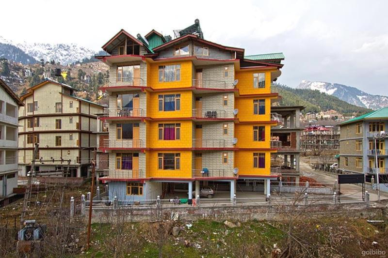 Hotel Uday Himalaya Manāli Eksteriør billede